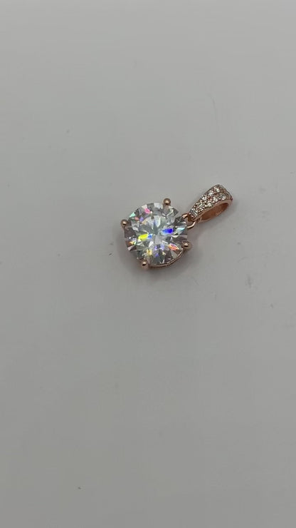 Rose Solitaire Pendant